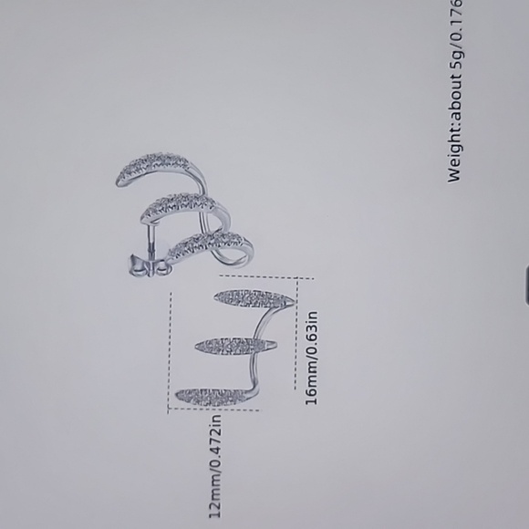 3 layer curved earrings with rhinestones - Picture 3 of 4